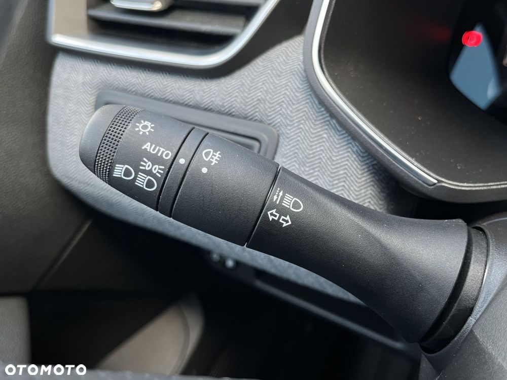 Renault Clio - 22