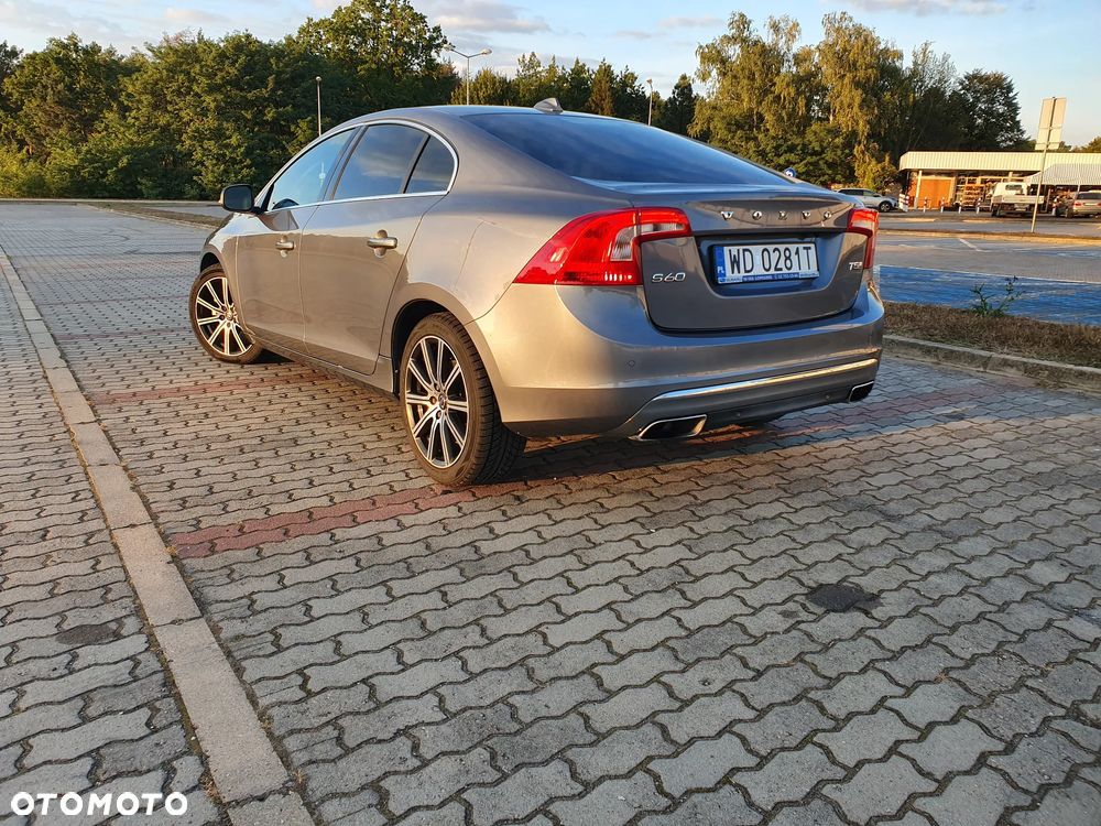 Volvo S60 - 14