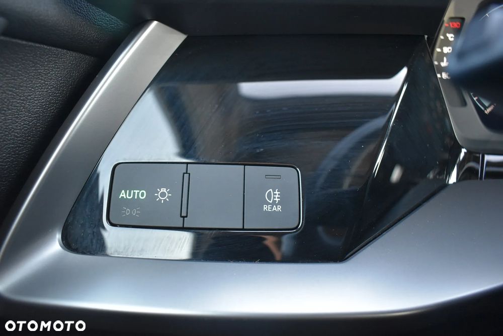 Audi A3 Sportback 30 TDI S tronic - 24