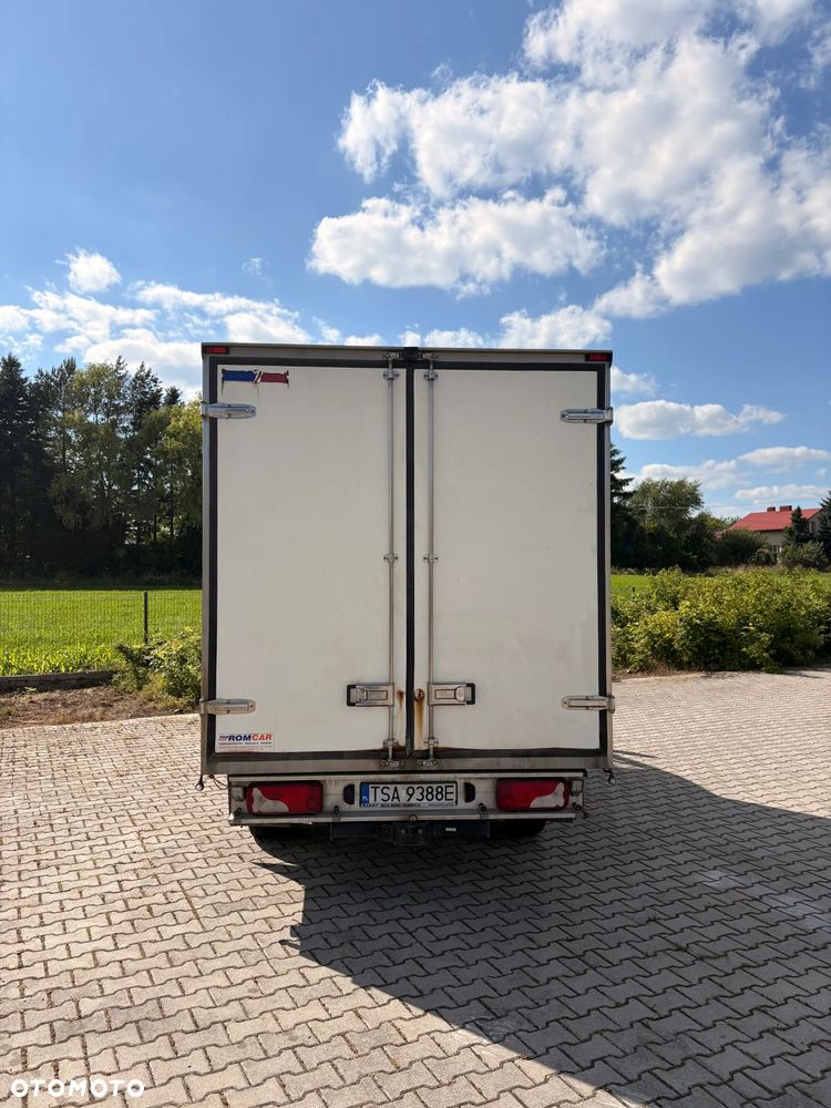 Mercedes-Benz Sprinter - 5