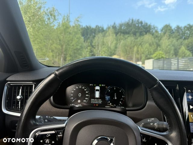 Volvo V90 D5 AWD Momentum - 14