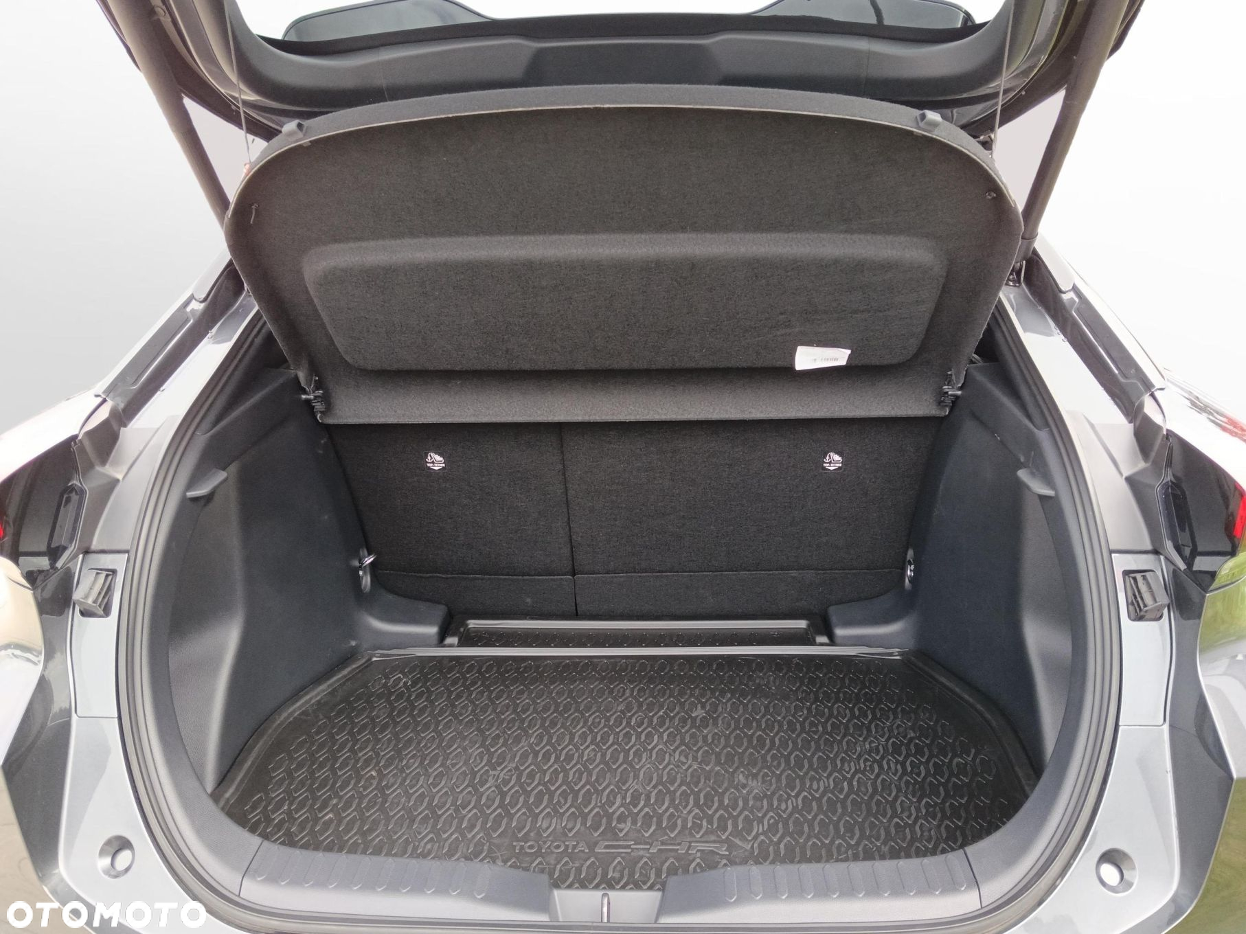 Toyota C-HR 1.8 Hybrid Executive - 11