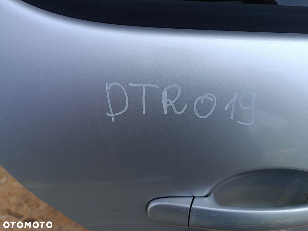 SEAT TOLEDO 2 II DRZWI TYL PRAWY KOD LAK LS7N - 2