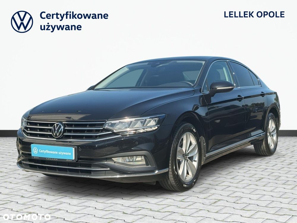 Volkswagen Passat - 2