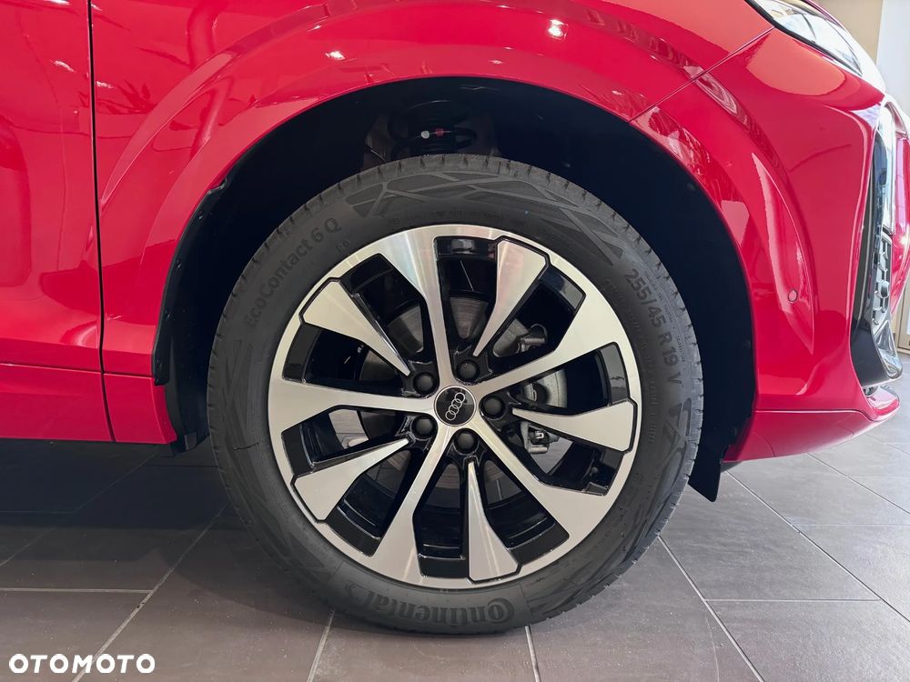 Audi Q3 TFSI 110 kW - 5