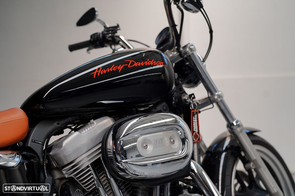 Harley-Davidson 883 SuperLow - 10