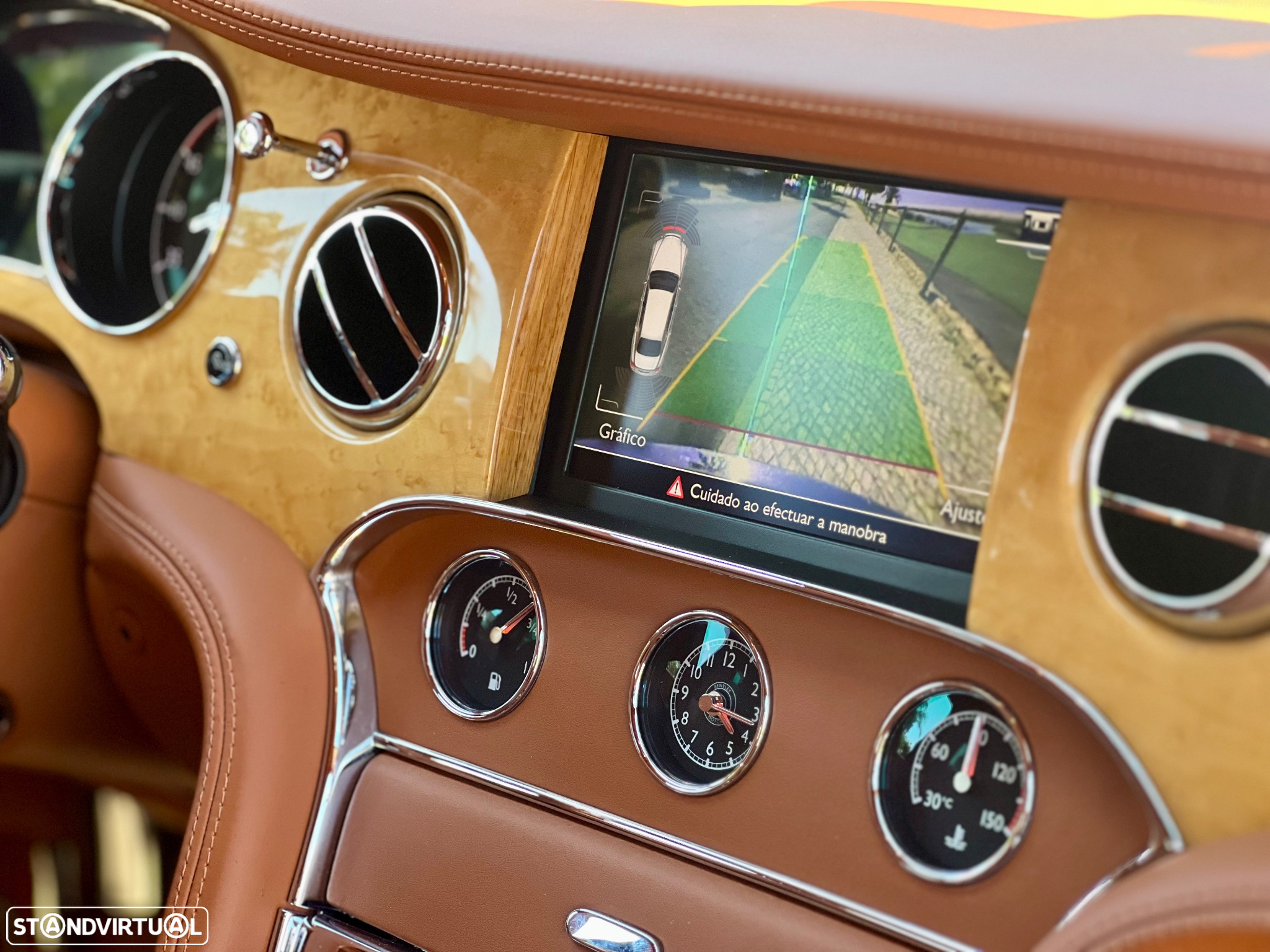 Bentley Mulsanne Standard - 23
