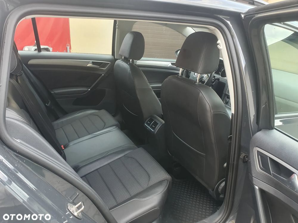 Volkswagen Golf 1.6 TDI BlueMotion Technology Lounge - 14