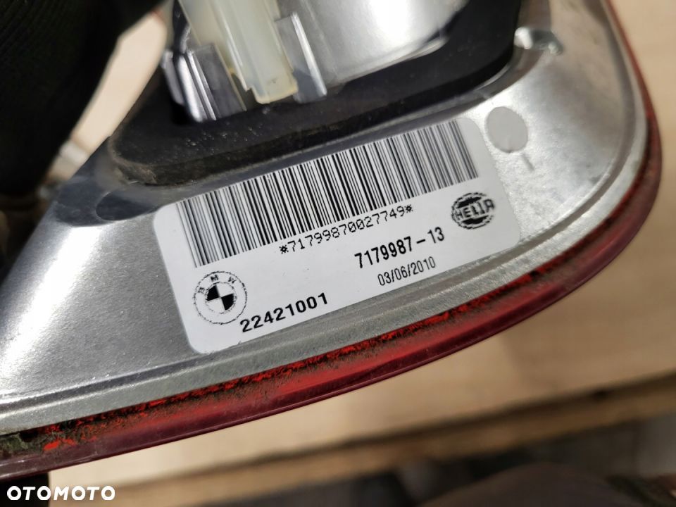 BMW X6 E71 LAMPA W KLAPĘ TYŁ PRAWA LEWA EU - 6