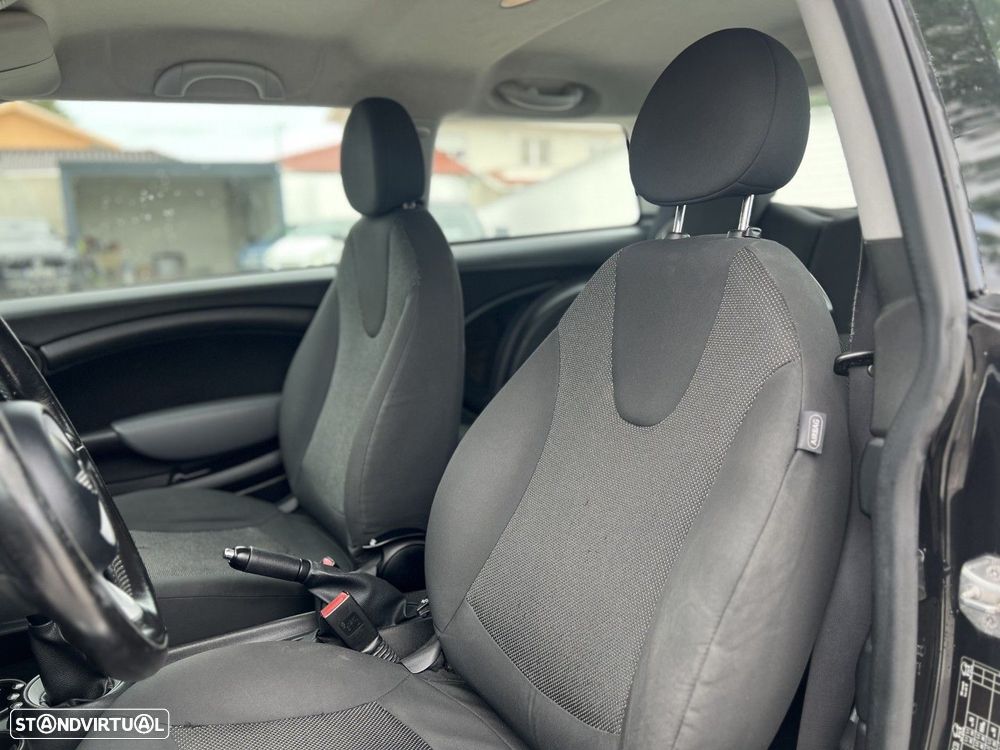 MINI 3 Portas Cooper - 14