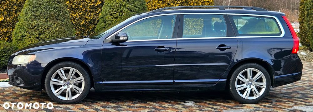 Volvo V70 D5 Summum - 13
