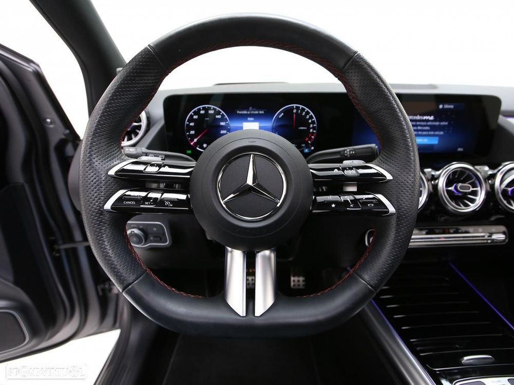 Mercedes-Benz B 250 e AMG Line - 20