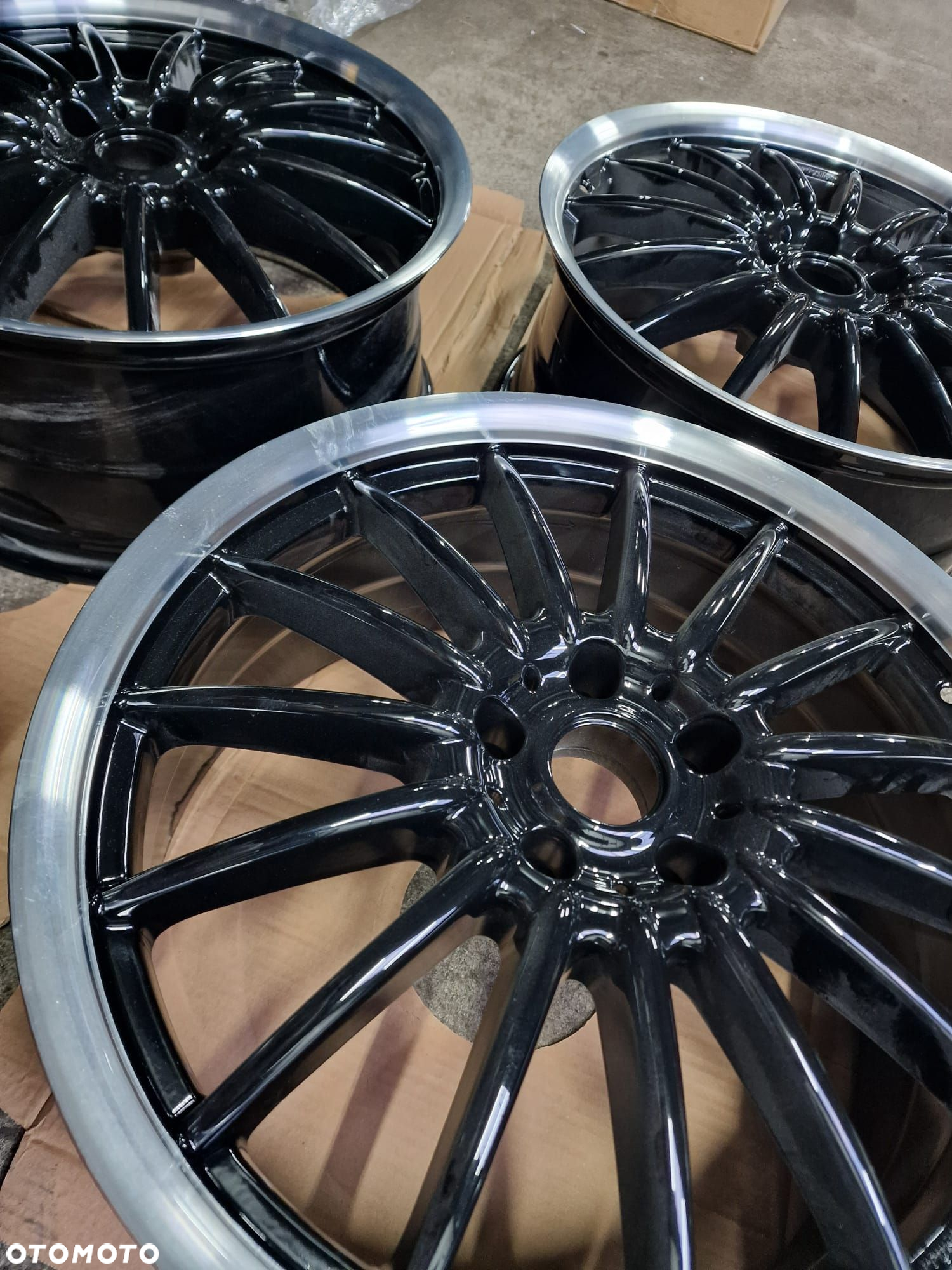 Alufelgi BROCK CAR FASHION BMW 8,5"x19" 5x114,3 ET35 - 3