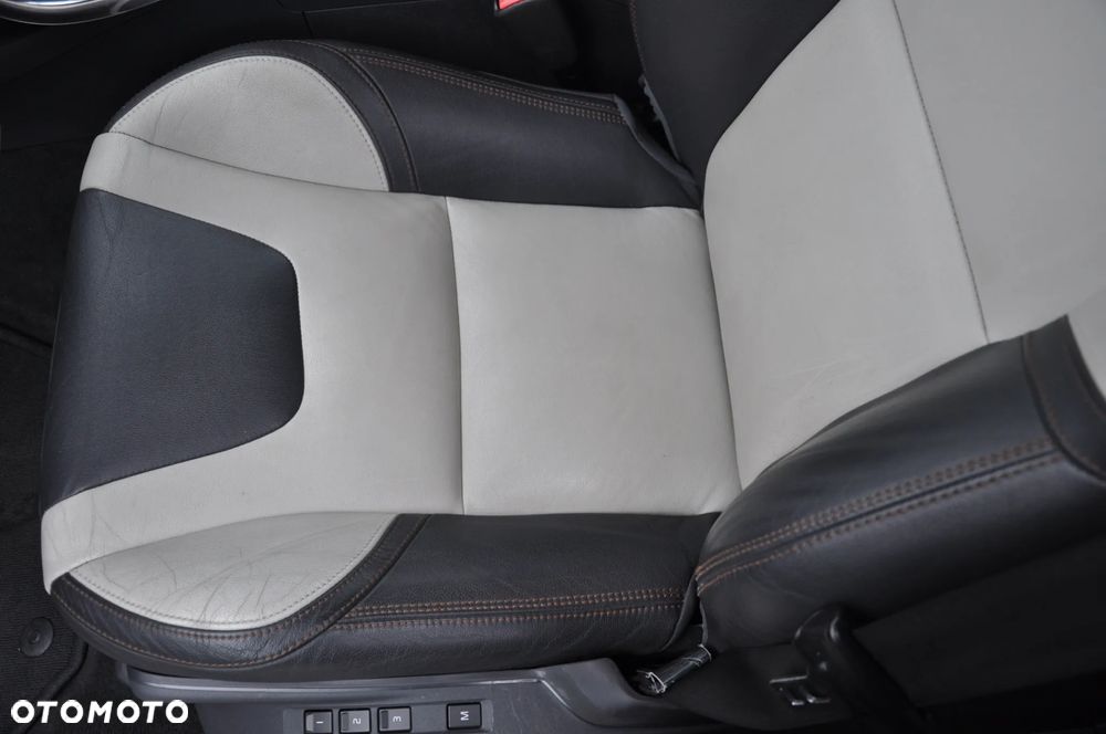 Volvo S60 T5 AWD Summum - 25