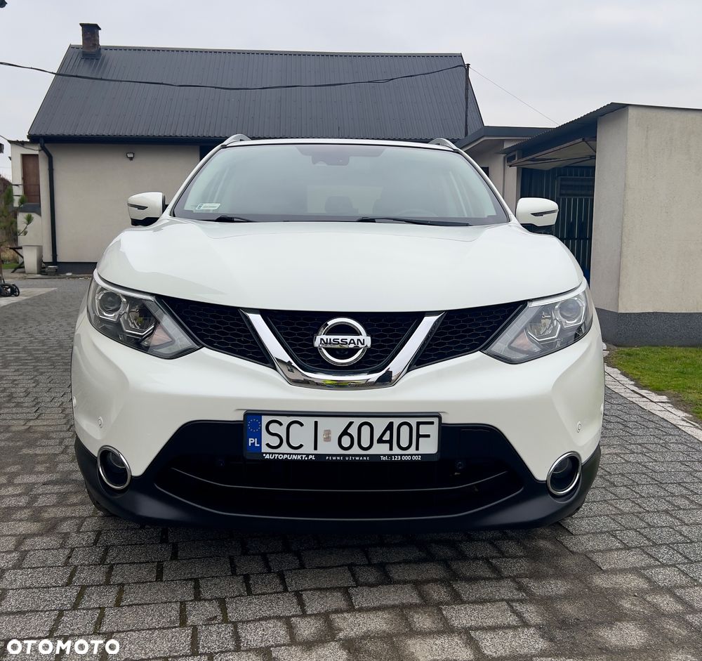 Nissan Qashqai 1.6 DIG-T Tekna - 1