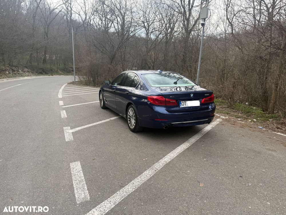 BMW Seria 5 530i xDrive AT - 3