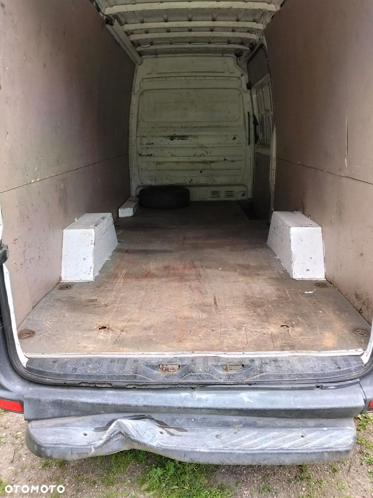 Volkswagen CRAFTER - 7