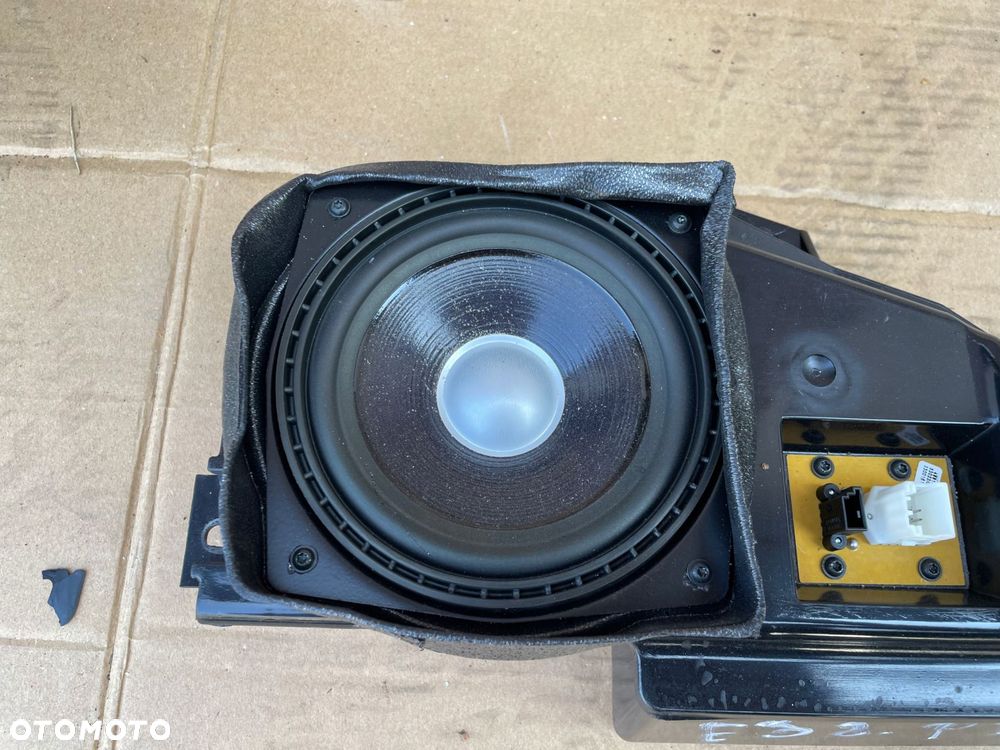 głośnik prawy tył bmw e38 dobry stan 8352458 - 2