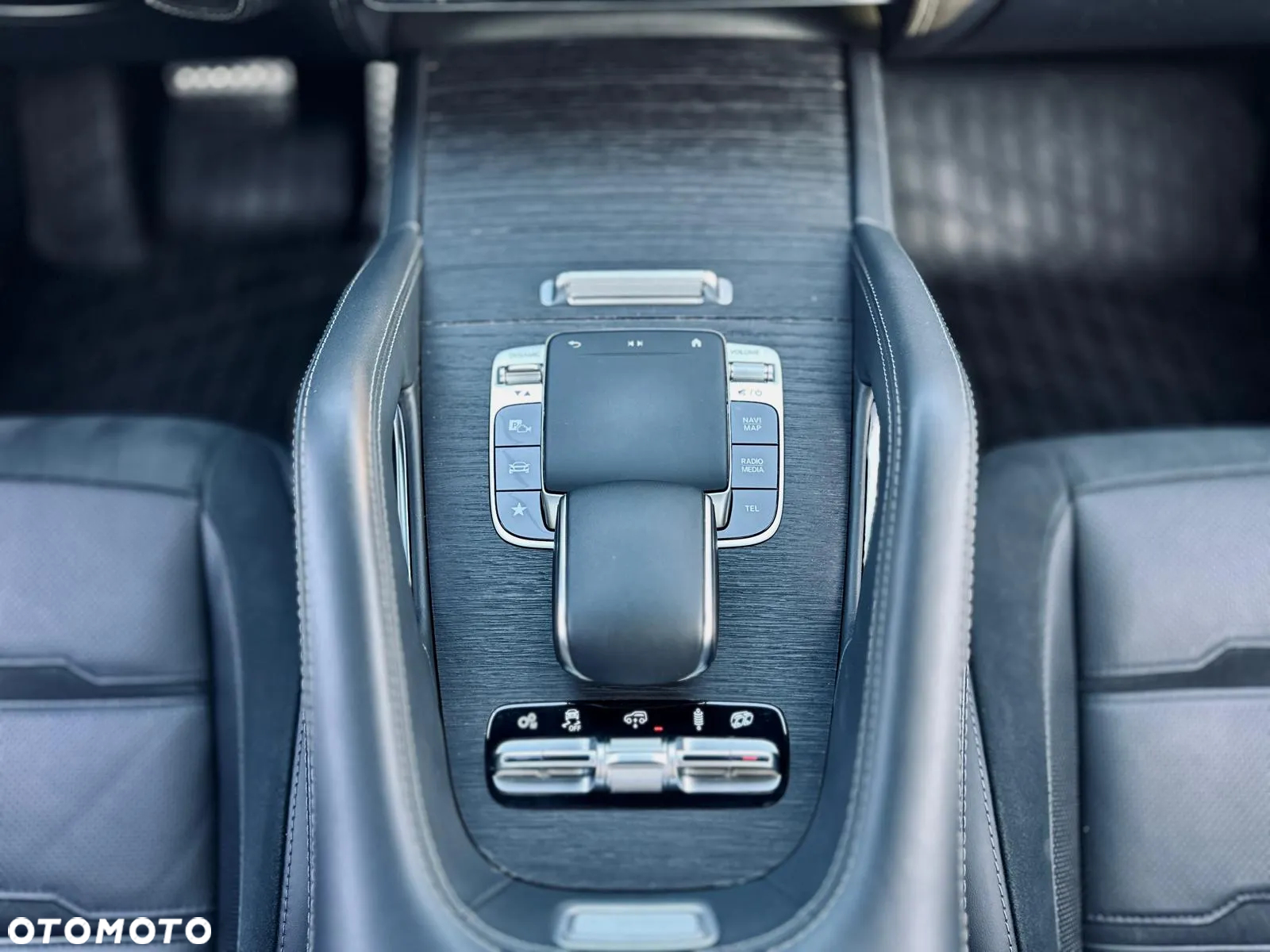 Mercedes-Benz GLE AMG Coupe 53 4-Matic Premium - 38