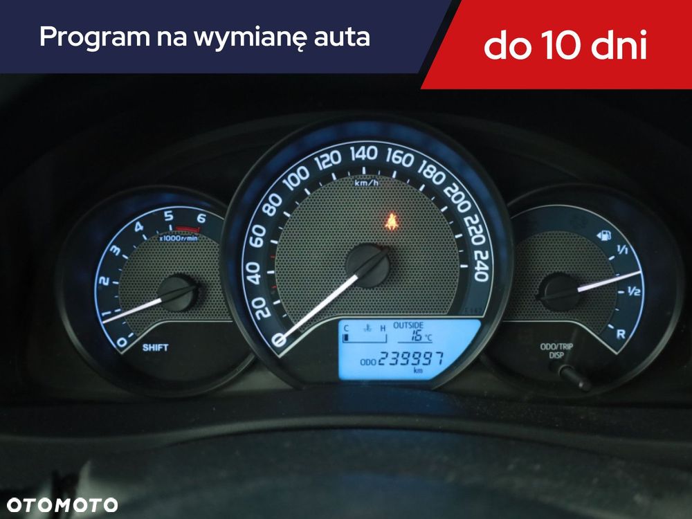 Toyota Auris - 10