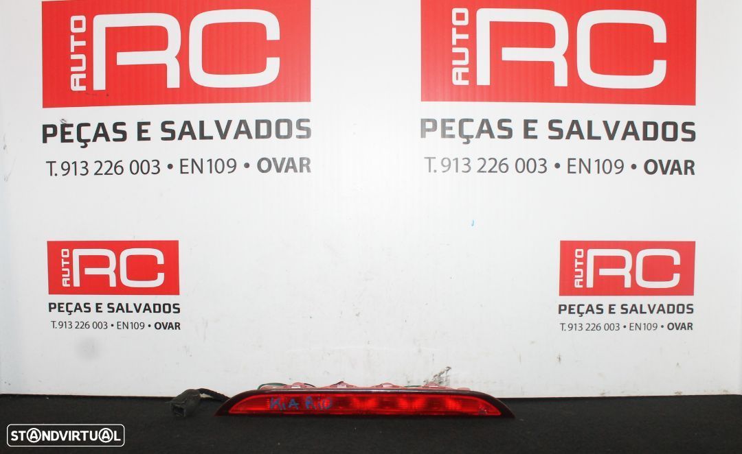 Terceiro Stop Kia Rio - 1