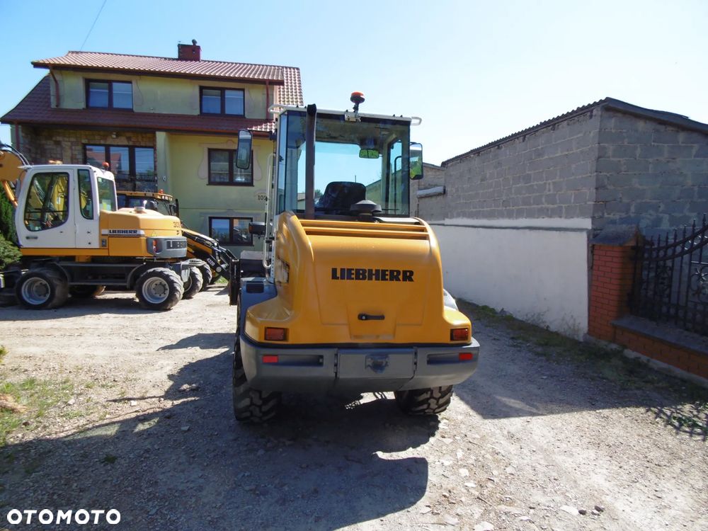 Liebherr 506 Stereo - 9