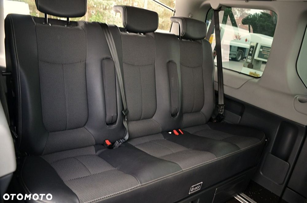 Renault Trafic - 16