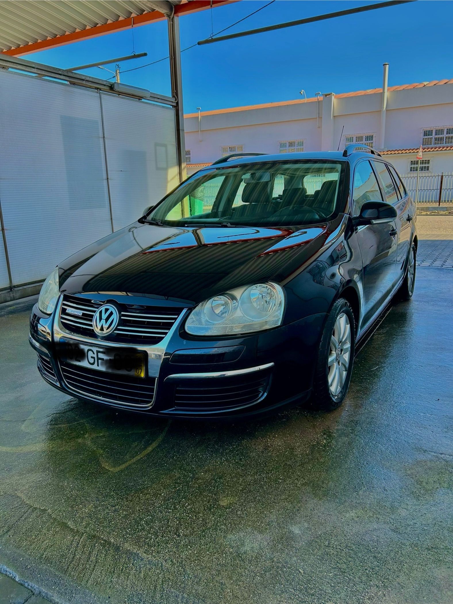 VW Golf Variant 1.9 TDi BlueM Confortline - 1