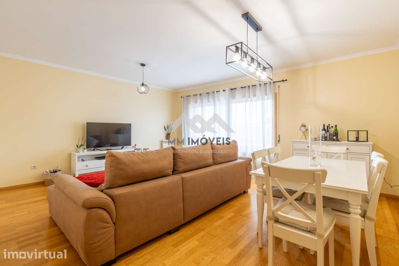 Apartamento T2 | Arrendamento | Rio Tinto | Metro | Lugar de Garagem - Grande imagem: 3/34