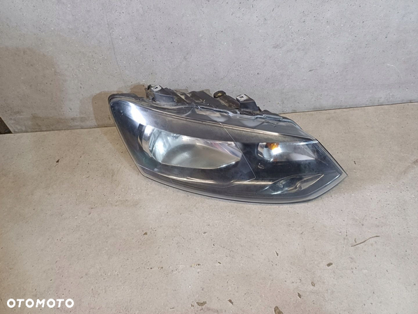 LAMPA PRAWY PRZÓD VW POLO V 6R NR. 6R1941016E