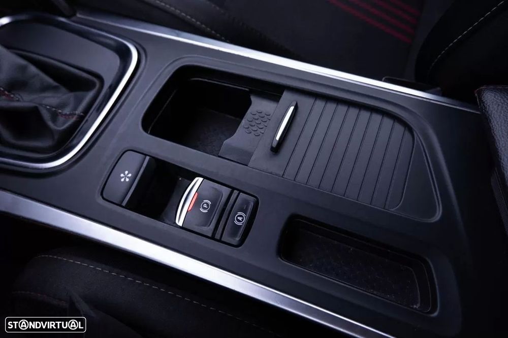 Renault Mégane 1.5 Blue dCi R.S. Line EDC - 17