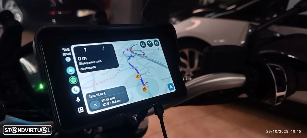 Moto Guzzi V85 Verde Altaj E5 - 33