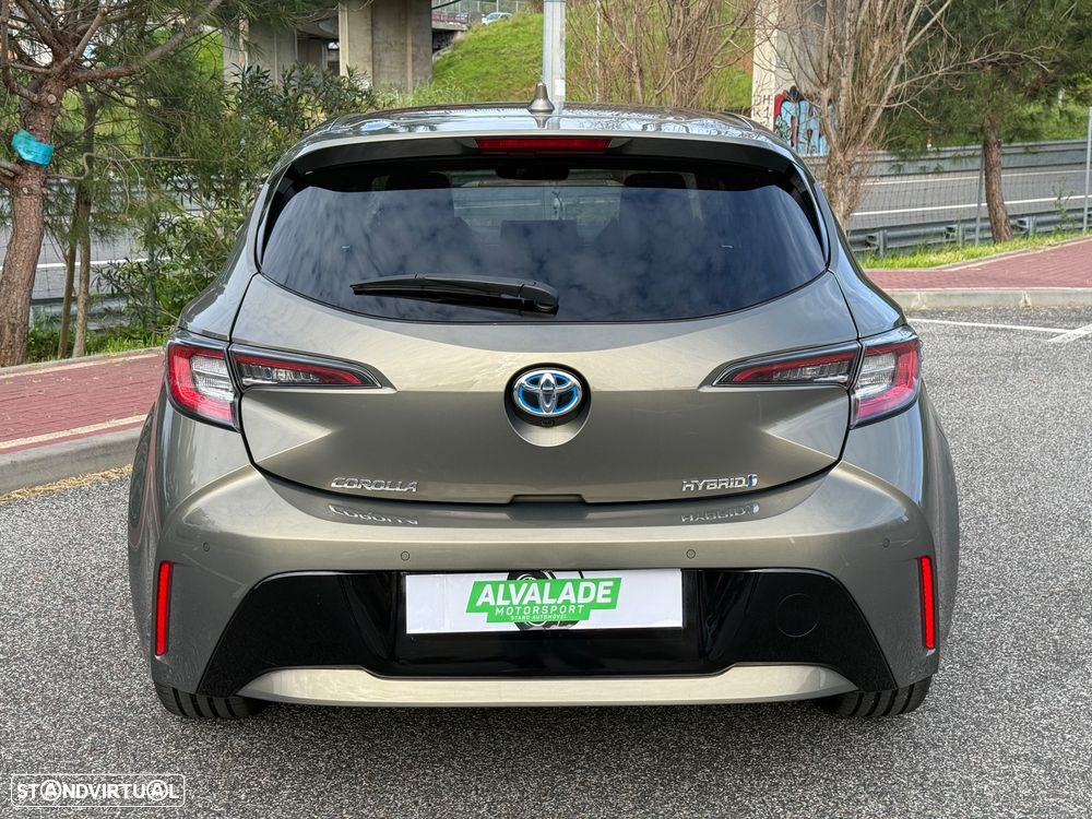 Toyota Corolla 1.8 Hybrid Exclusive - 8