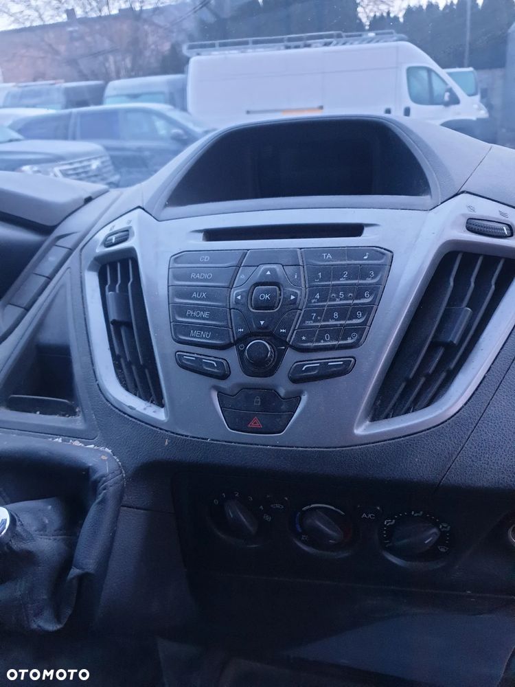 Ford transit custom - 13