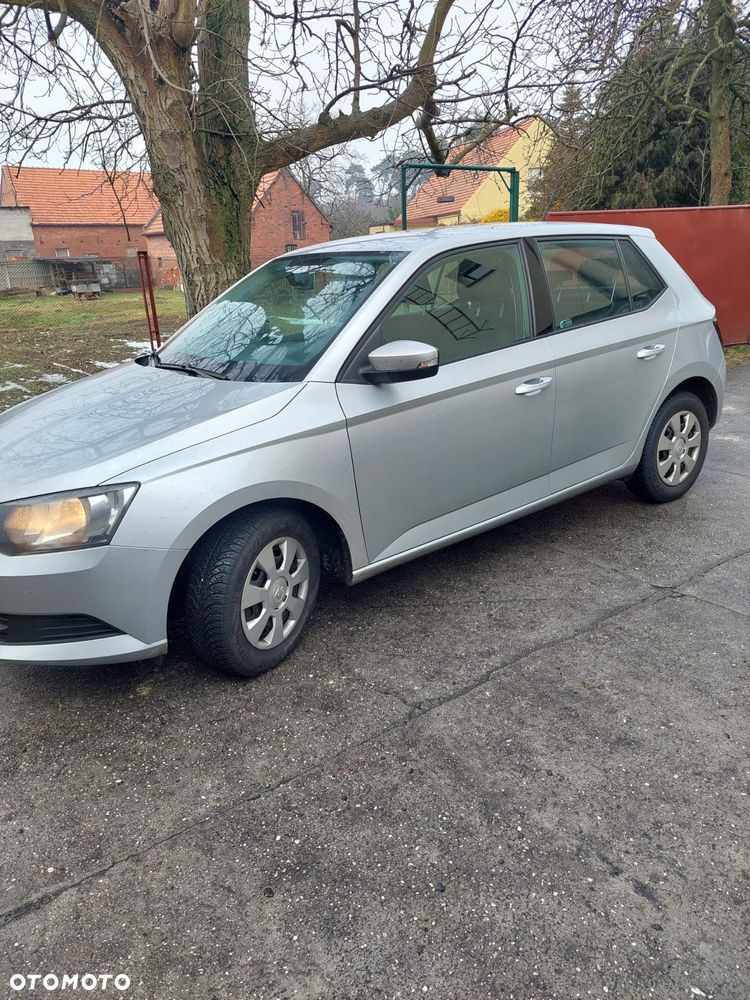Skoda Fabia 1.0 TSI Active - 4