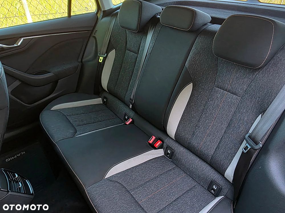Skoda Kamiq 1.0 TSI Style - 33