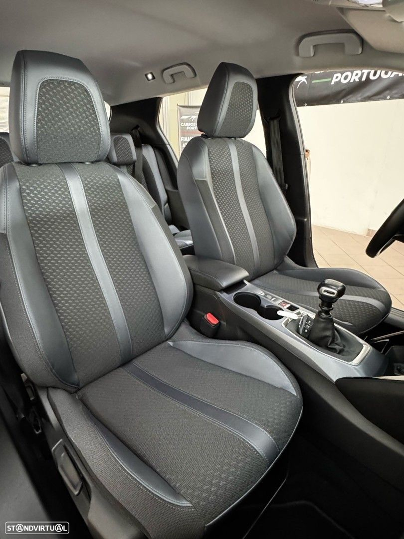 Peugeot 2008 PureTech 100 Stop&Start Allure Pack - 23