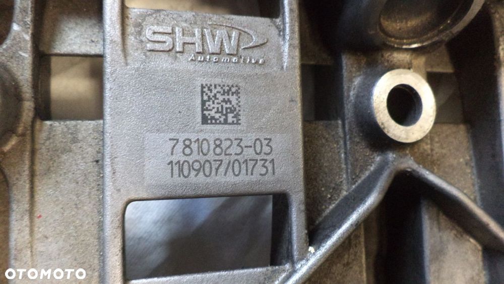 Pompa oleju BMW 3.0 D F20 F30 7707492226 - 1