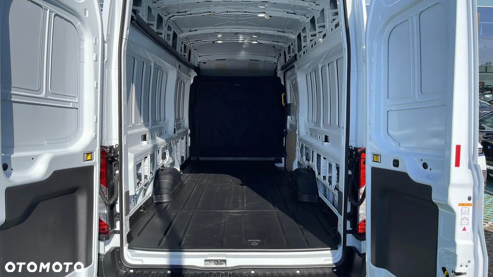 Ford Transit - 6