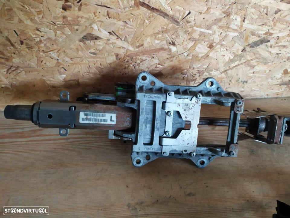 COLUNA DE DIRECÇÃO / DIREÇÃO AUDI A3 8P - 1