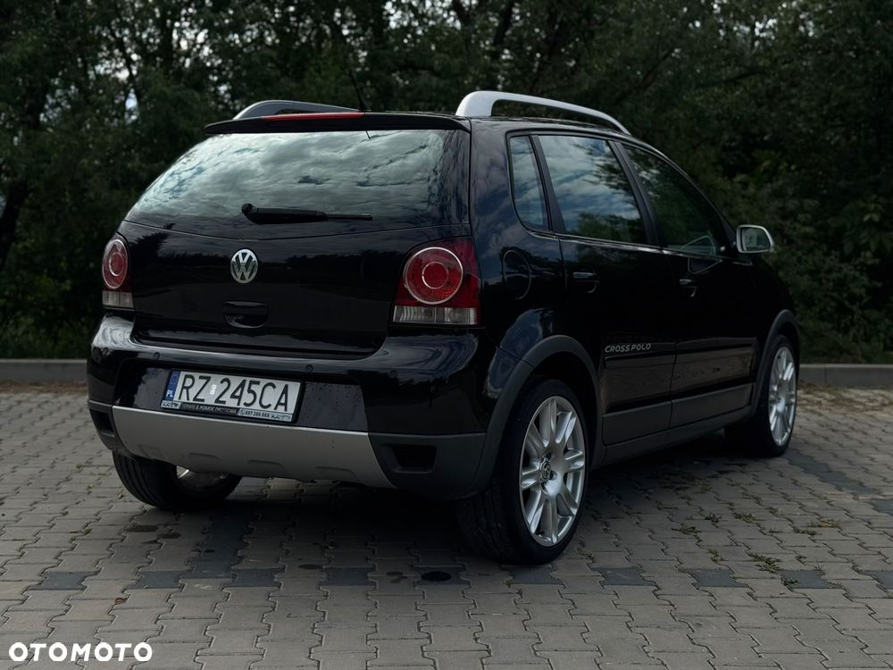 Volkswagen Polo Cross 2009 photo 3