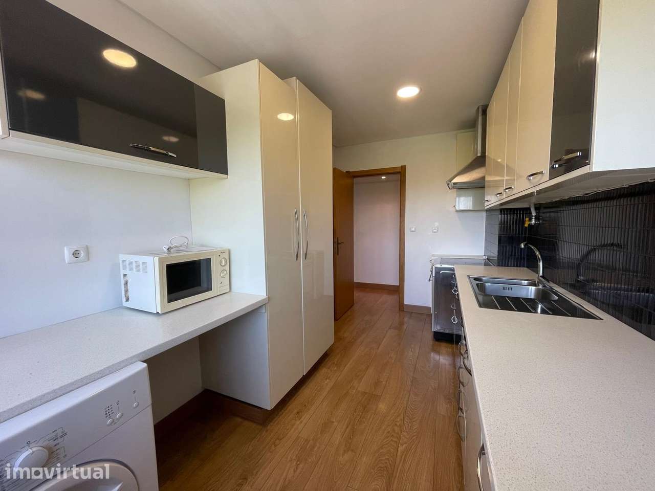 Apartamento T2 Arrendamento em Benfica,Lisboa - Grande imagem: 4/17