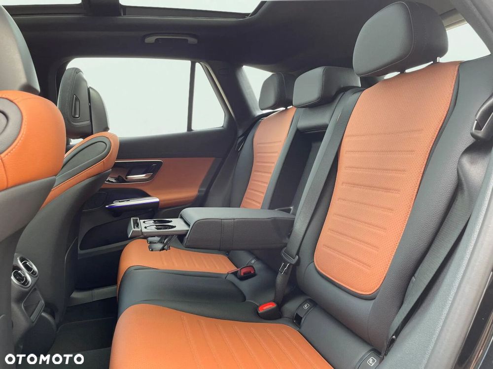 Mercedes-Benz GLC - 15