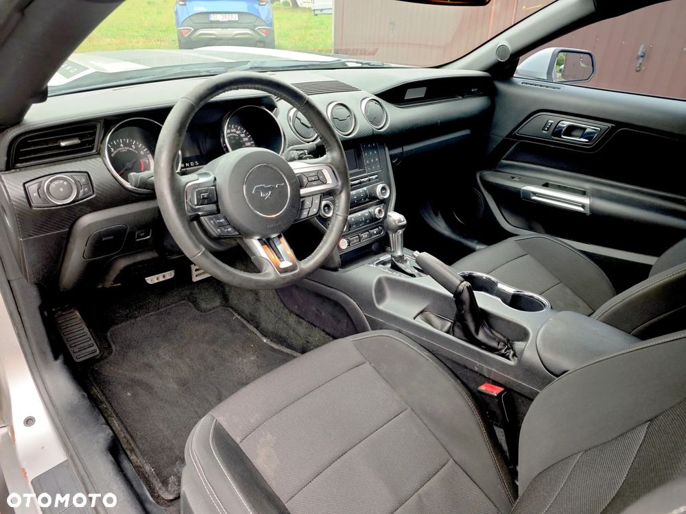 Ford Mustang 3.7 V6 - 4