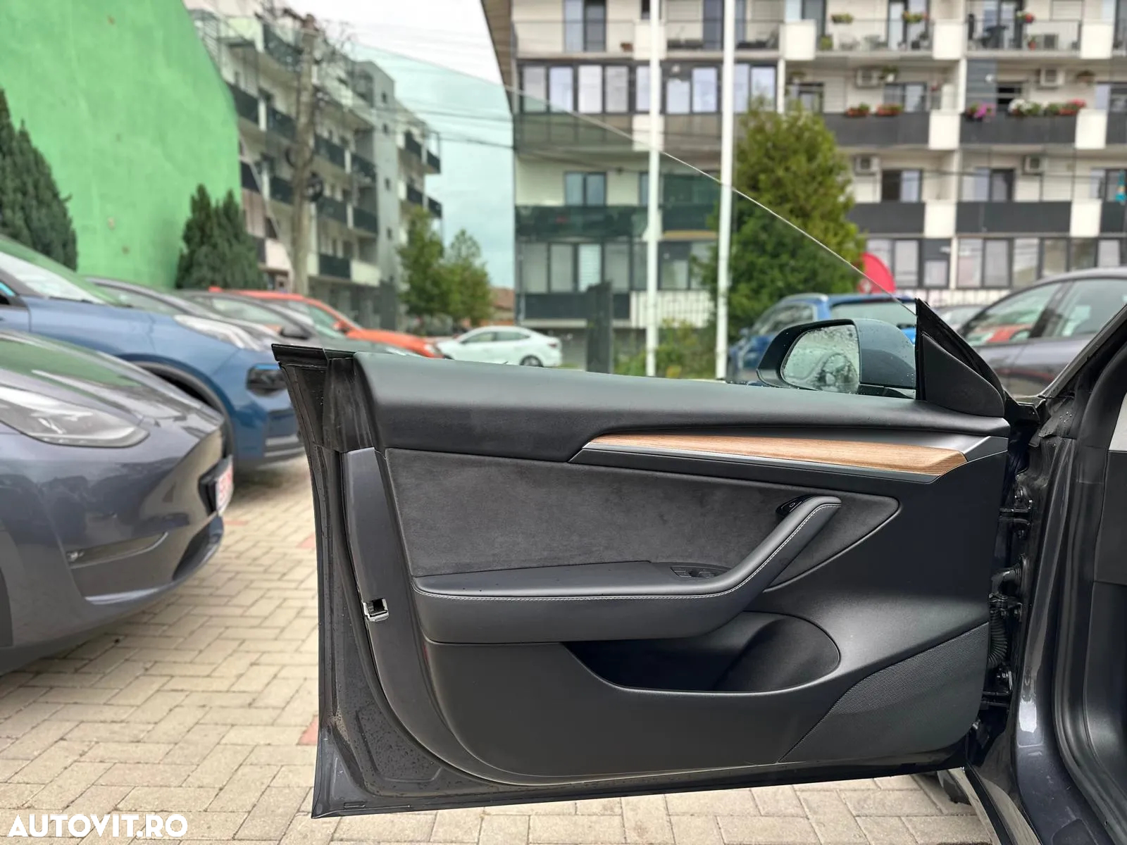 Tesla Model 3 Langstreckenbatterie Allradantrieb Dual Motor Performance - 29
