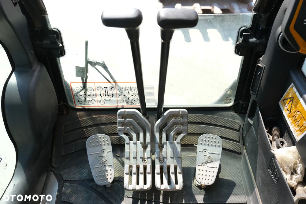 JCB JS370 LC T4F - 8