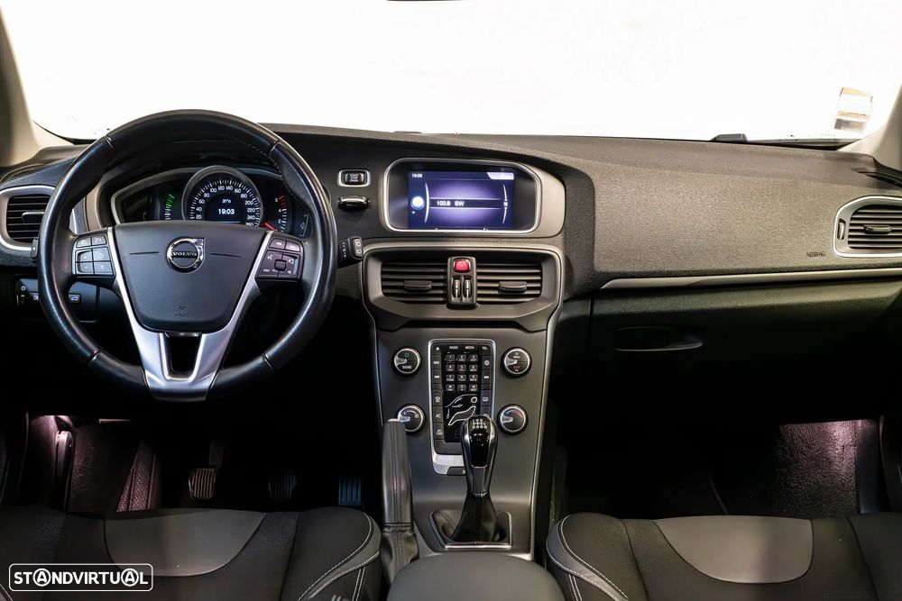 Volvo V40 2.0 D3 Kinetic - 14