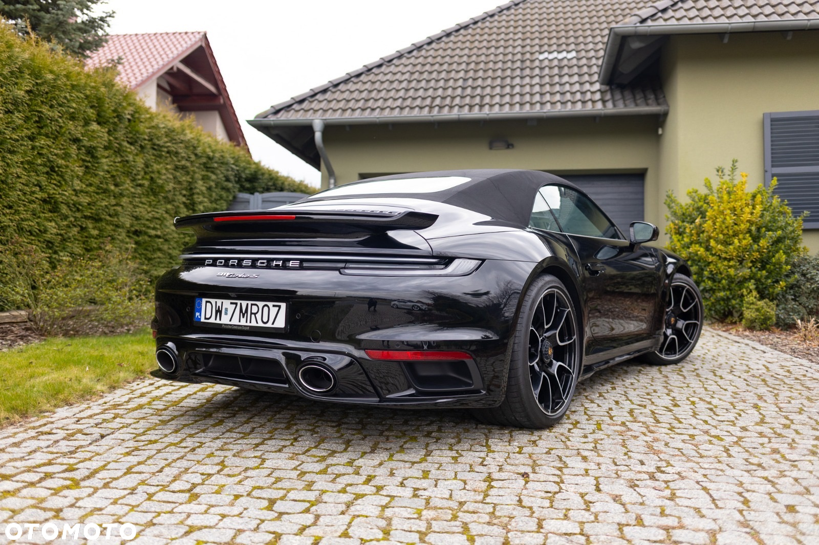 Porsche 911 Carrera Turbo S Cabrio - 18