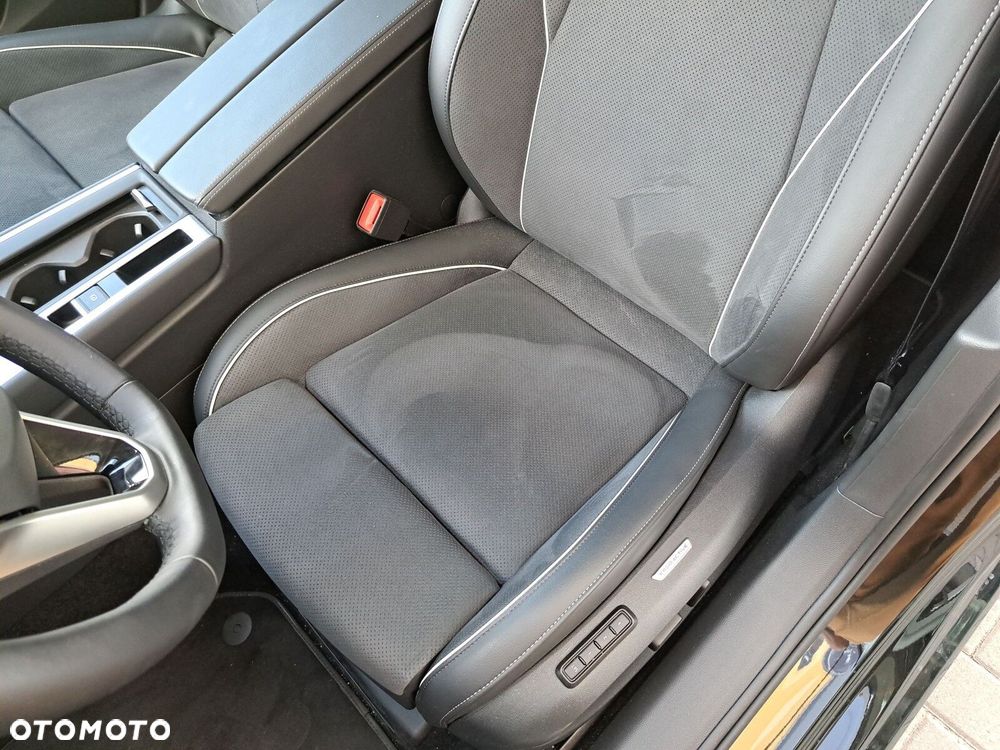 Volkswagen Passat - 12