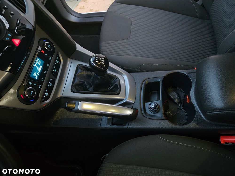 Ford Focus 1.6 Titanium - 34